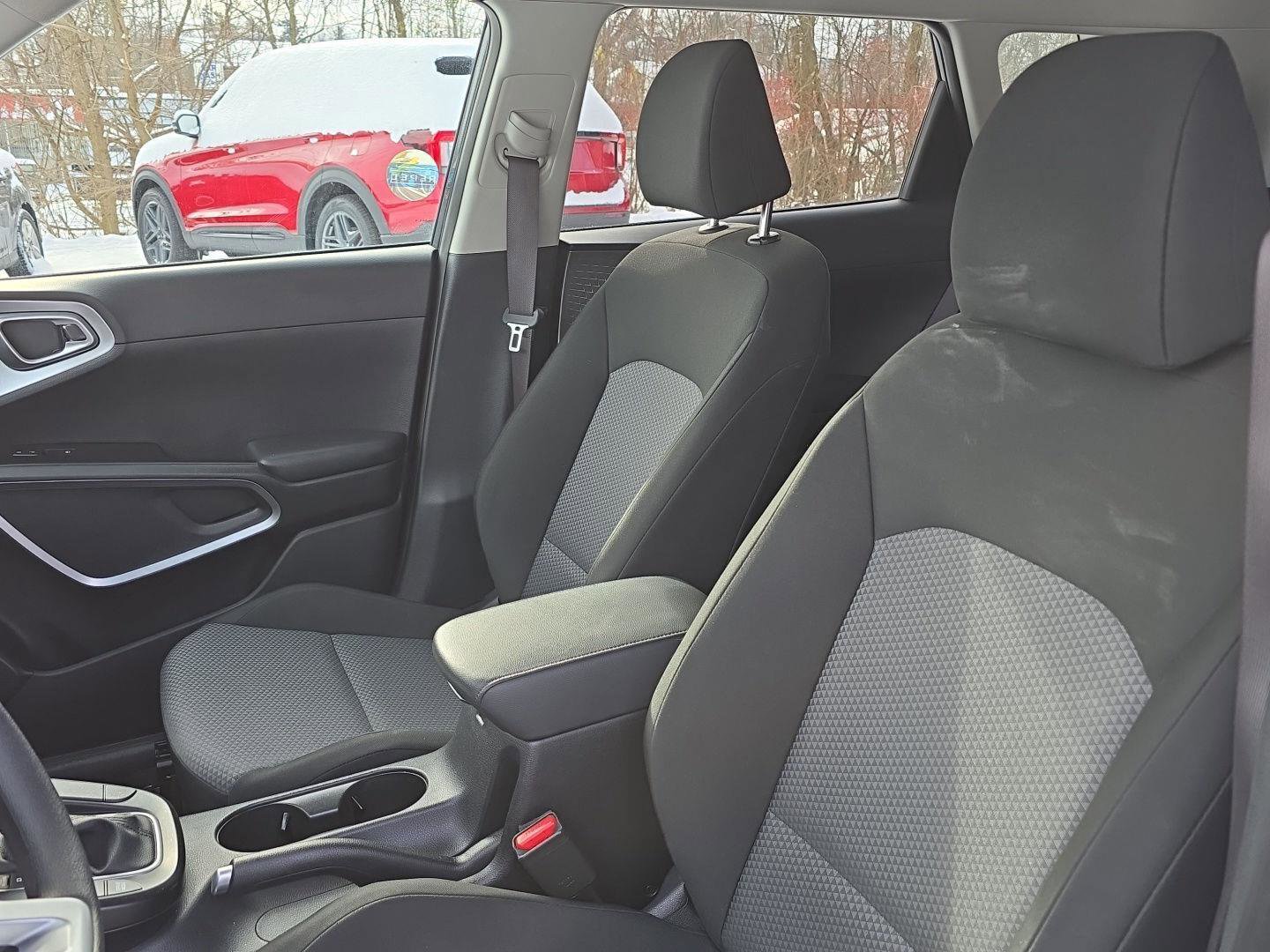 Used 2023 Kia Soul LX w/ Option Group 015 image 13