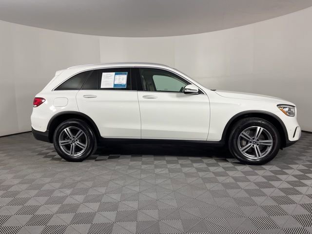 Used 2022 Mercedes-Benz GLC 300 4MATIC image 11