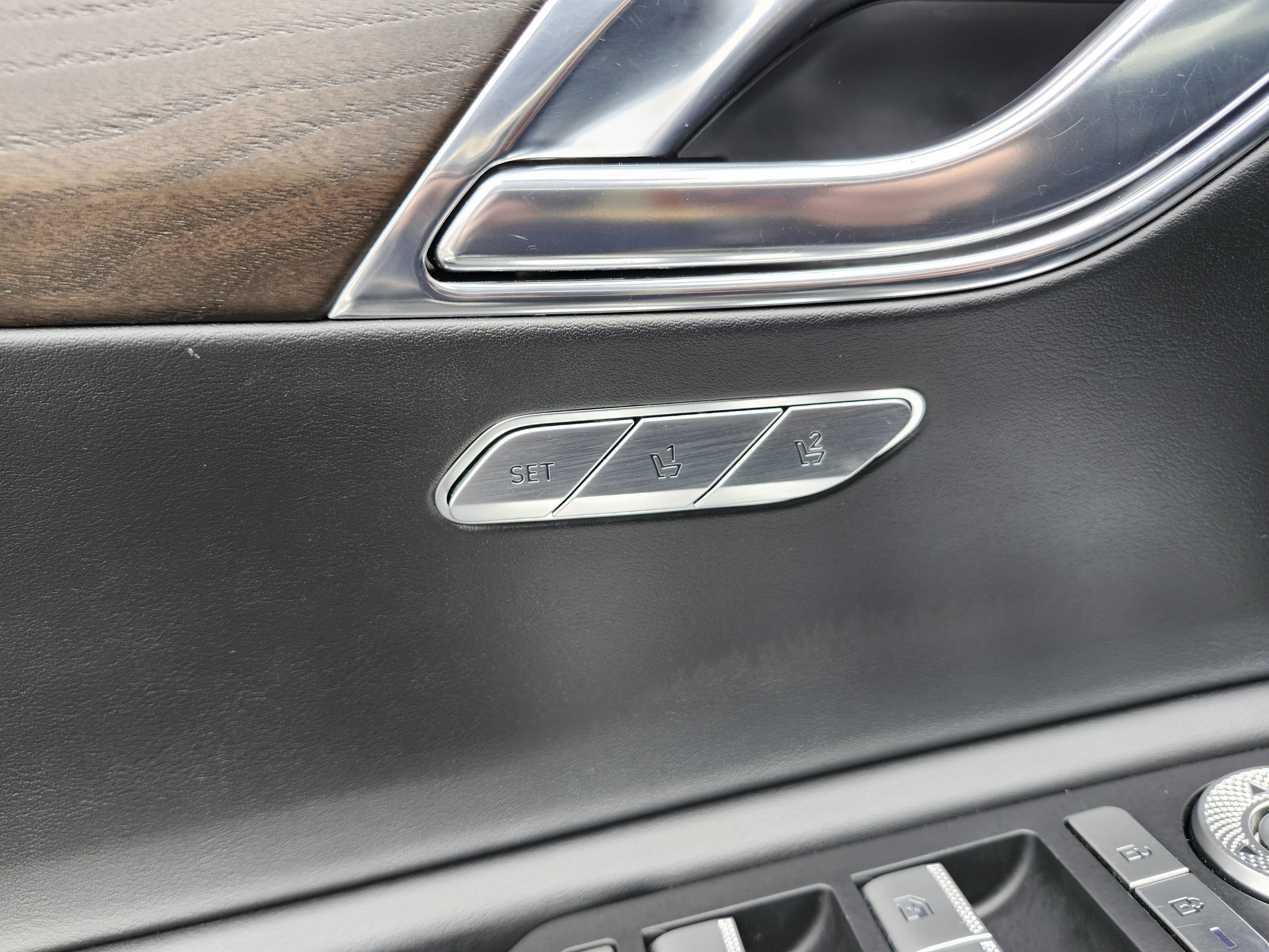 Used 2024 Genesis GV80 2.5T AWD/4WD image 30