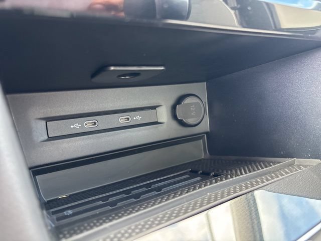 New 2026 Volkswagen Taos SE AWD/4WD image 26