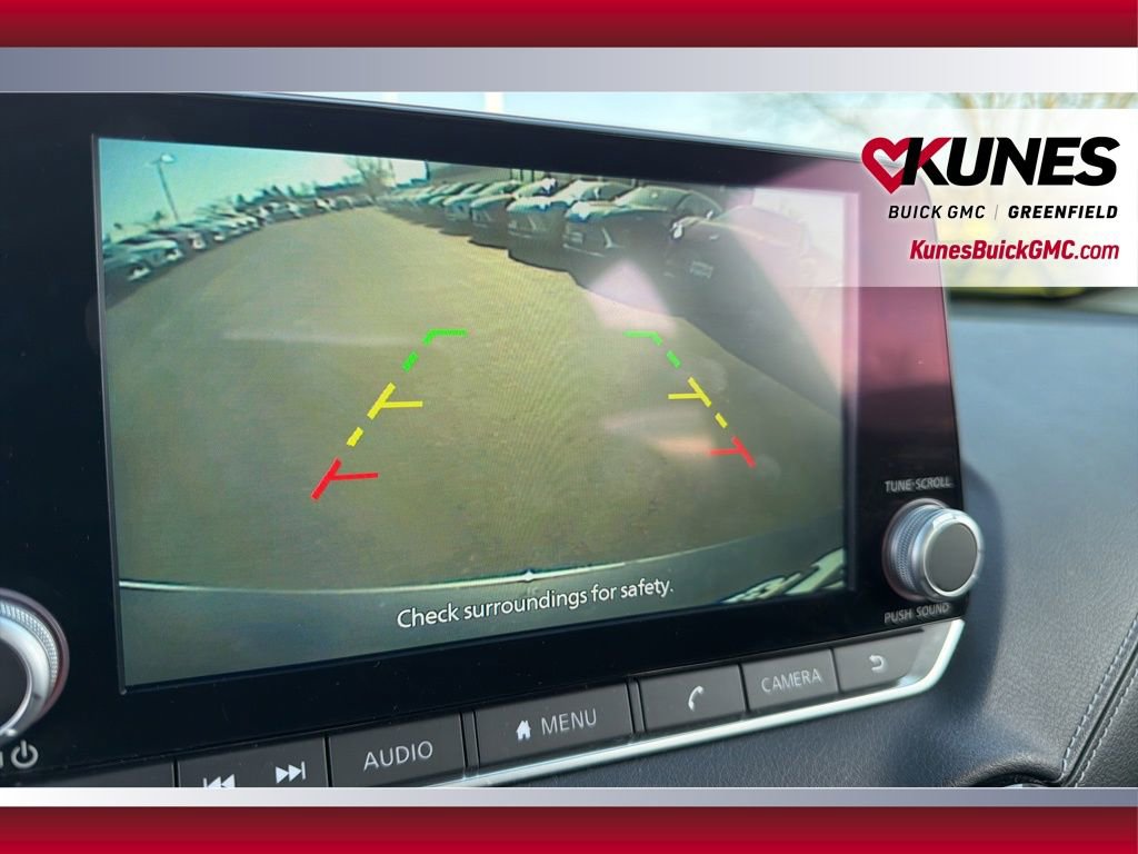 Used 2024 Nissan Sentra SV FWD image 42