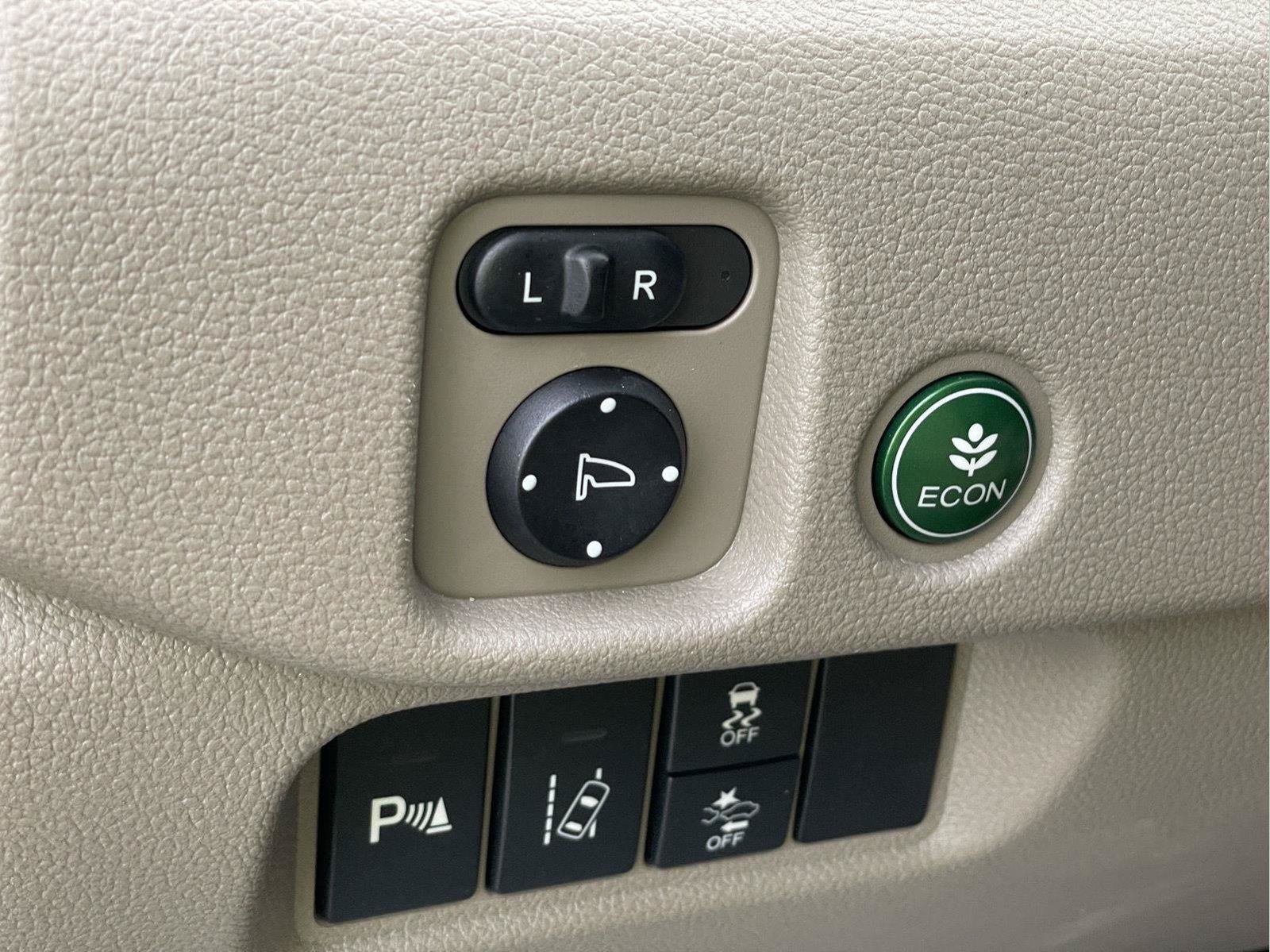 Used 2018 Honda Pilot Touring image 25