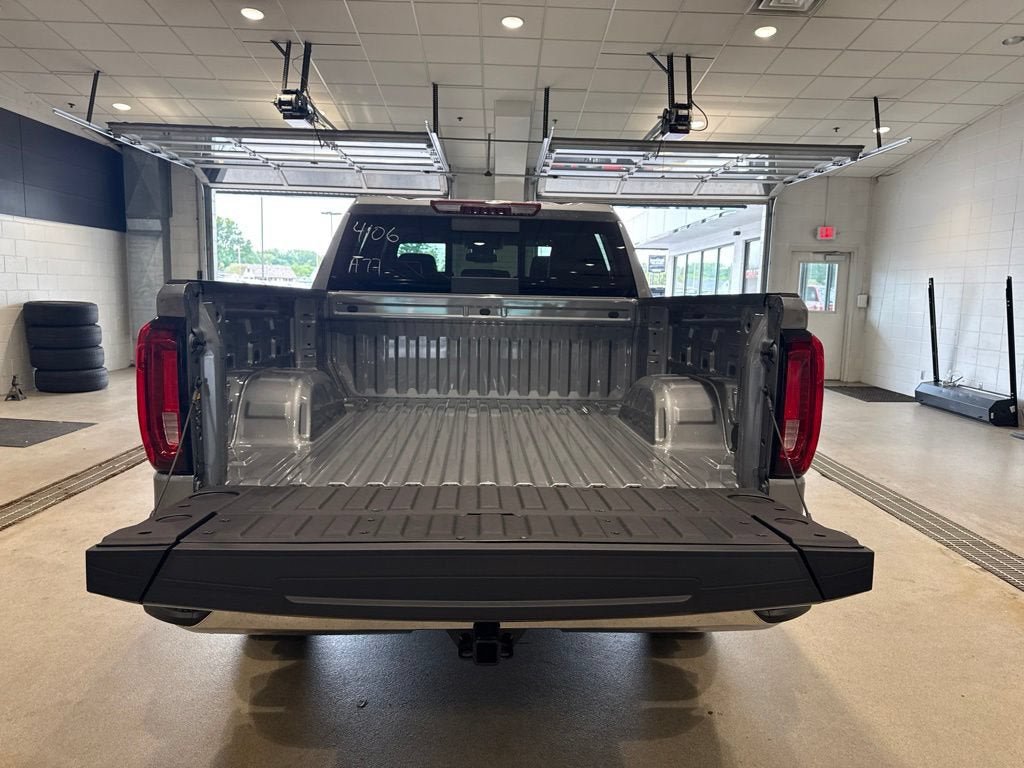 New 2026 GMC Sierra 1500 SLT w/ SLT Convenience Package AWD/4WD image 17