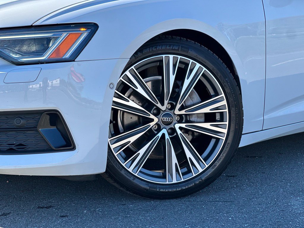 Used 2022 Audi A6 Premium Plus w/ Premium Plus Package AWD/4WD image 2