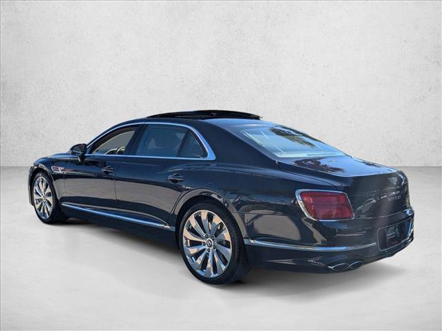 Used 2021 Bentley Flying Spur V8 image 8