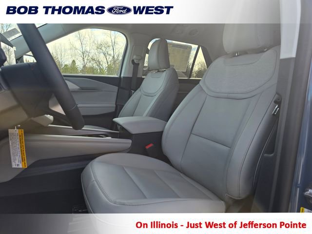 New 2026 Ford Explorer Active w/ Active Comfort Package image 10