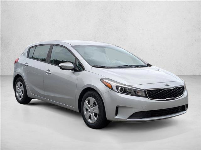 Used 2017 Kia Forte LX image 3