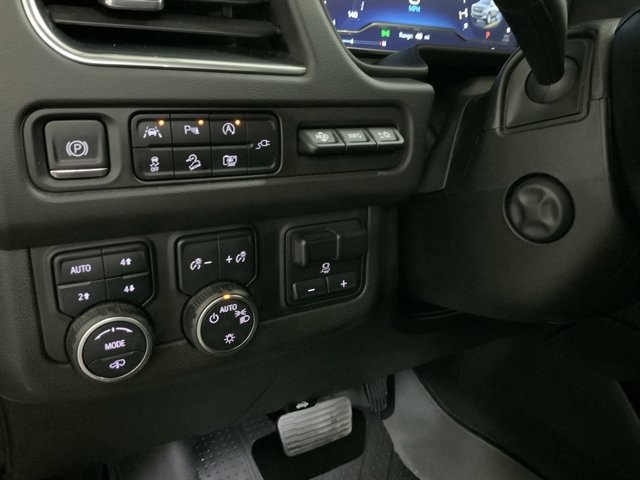 Used 2022 Chevrolet Suburban High Country w/ Max Trailering Package AWD/4WD image 43