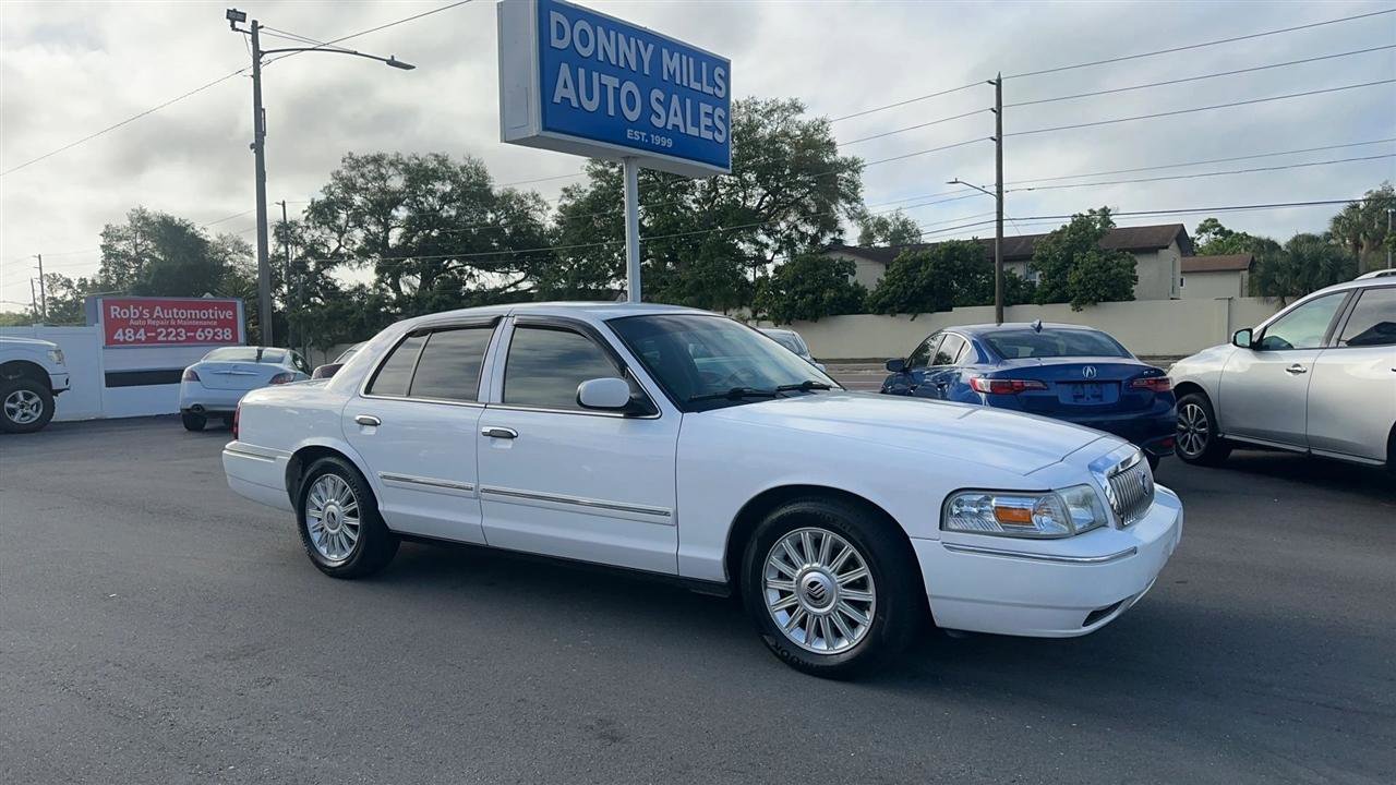 Used 2011 Mercury Grand Marquis LS image 2