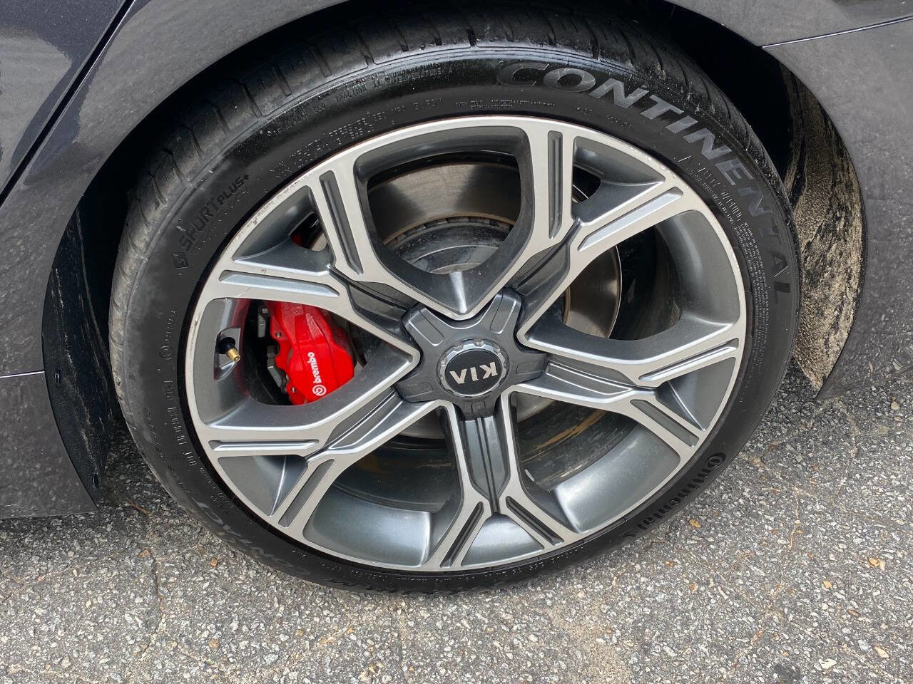 Used 2020 Kia Stinger GT1 AWD/4WD image 9