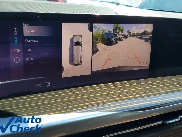 Used 2025 Cadillac Escalade ESV Premium Luxury RWD image 29