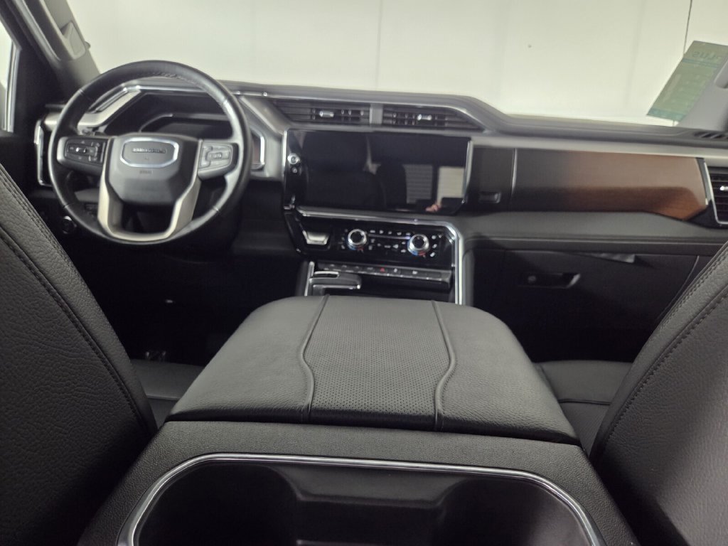 Used 2024 GMC Sierra 1500 Denali w/ Technology Package RWD image 28