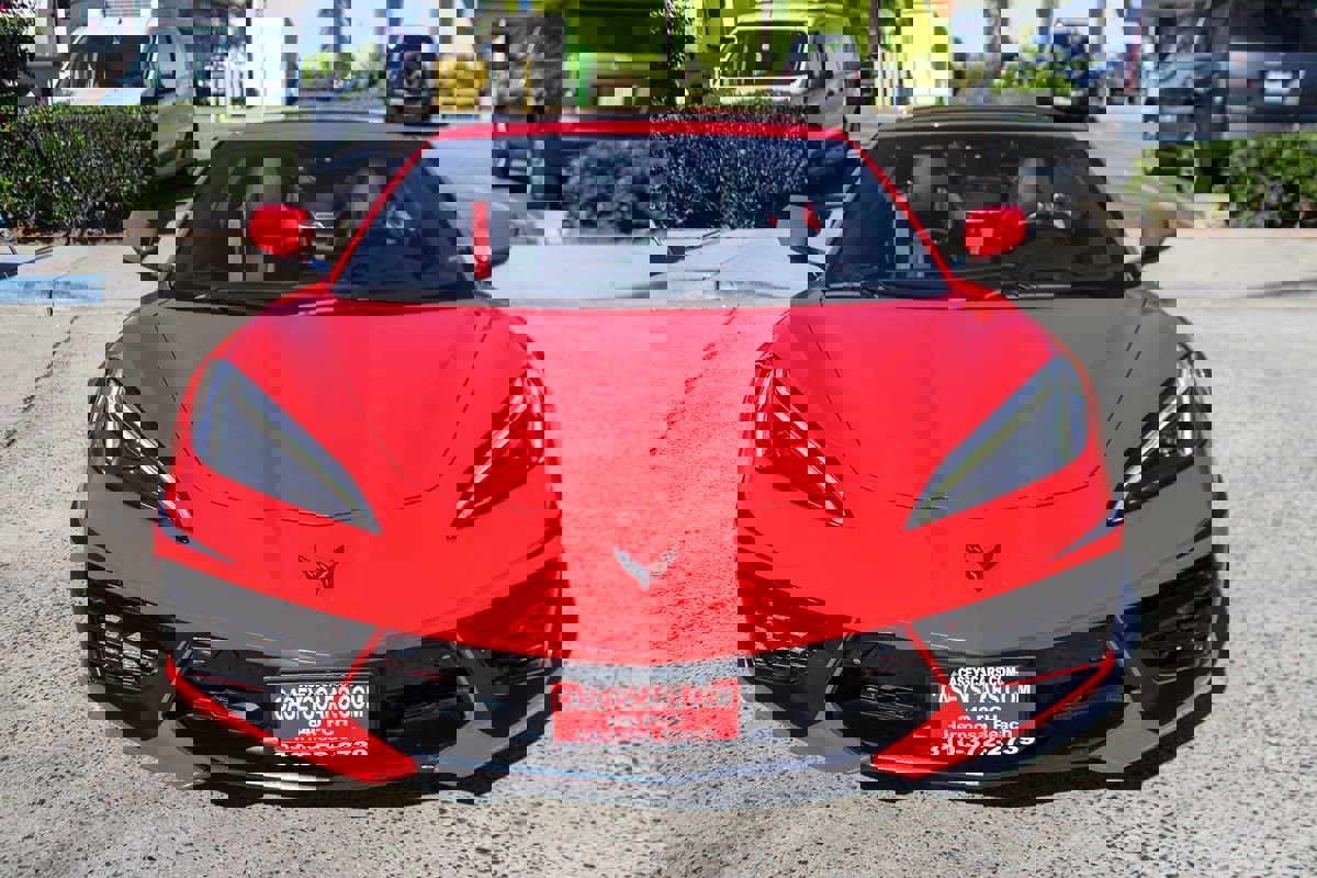 Used 2020 Chevrolet Corvette Stingray Premium Cpe w/ 3LT Preferred Equipment Group image 9