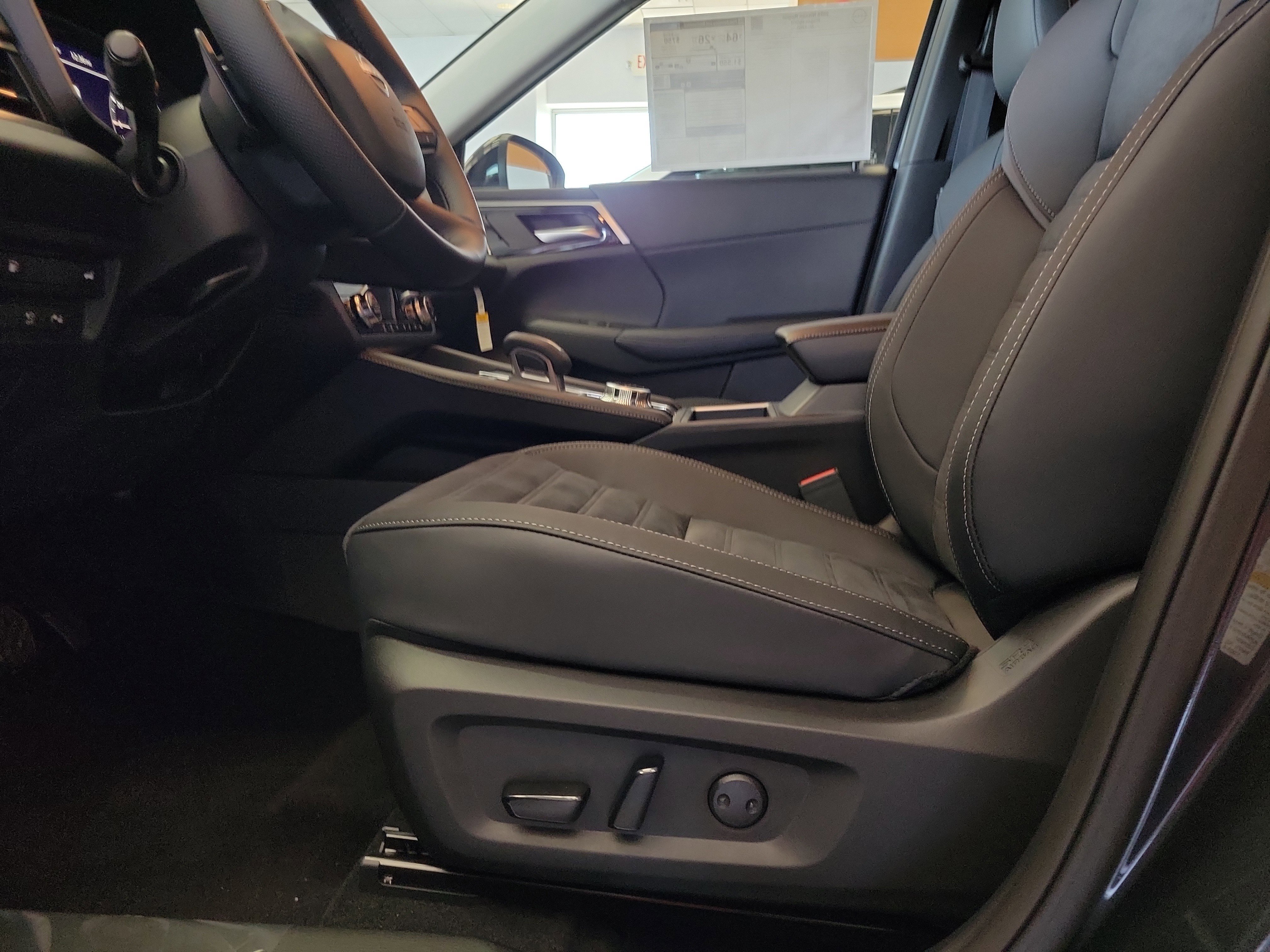 New 2026 Nissan Rogue SL AWD/4WD image 16