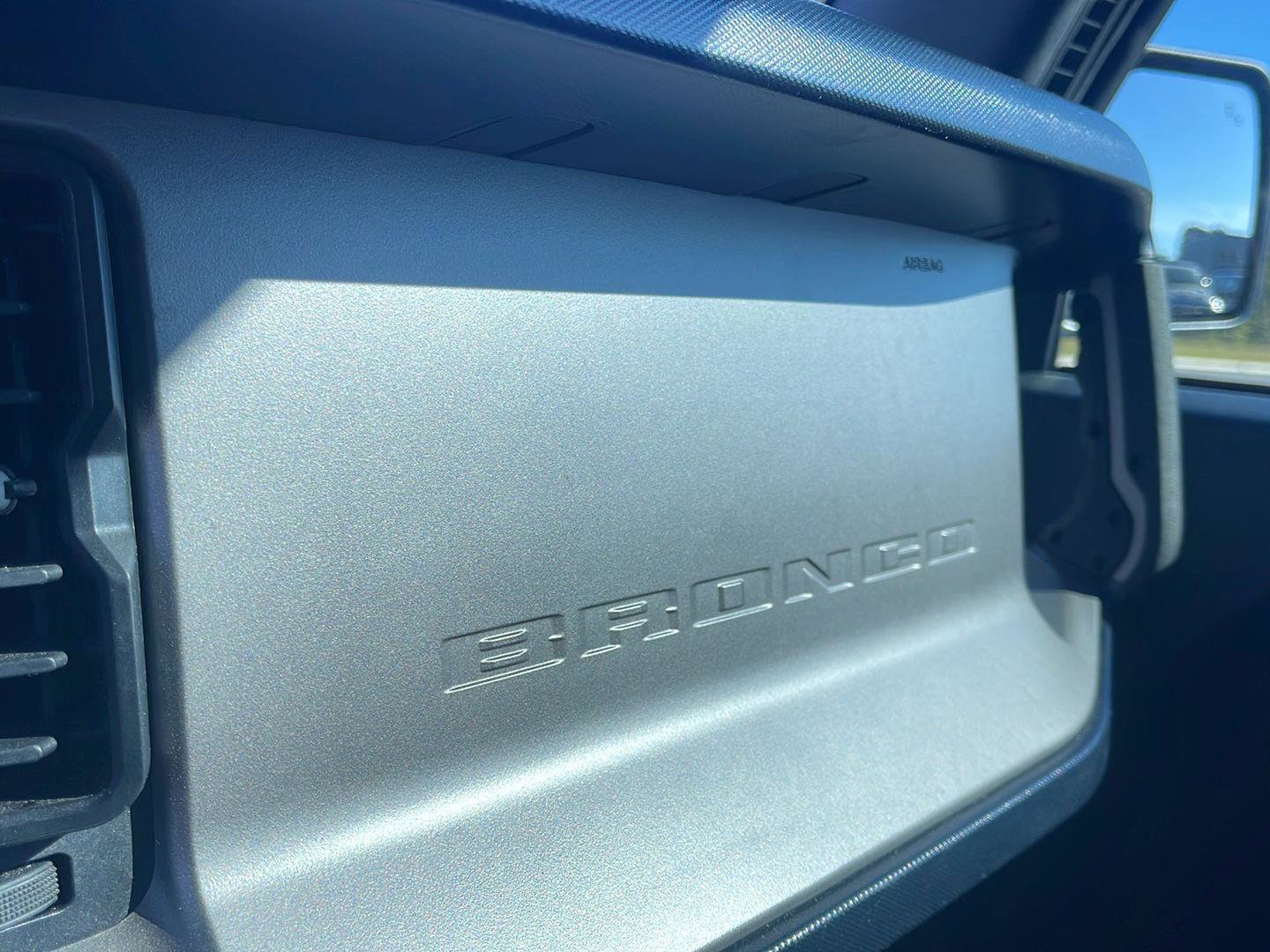 Used 2021 Ford Bronco Outer Banks w/ Sasquatch Package image 19