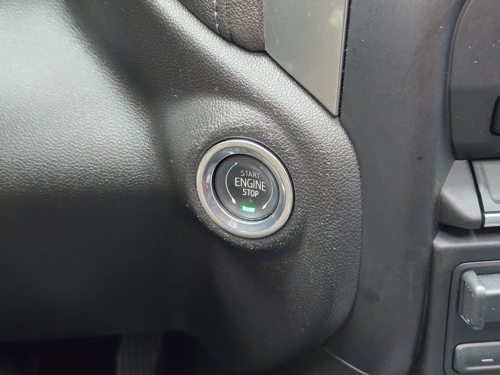 Used 2019 Chevrolet Silverado 1500 LTZ w/ LTZ Plus Package image 28