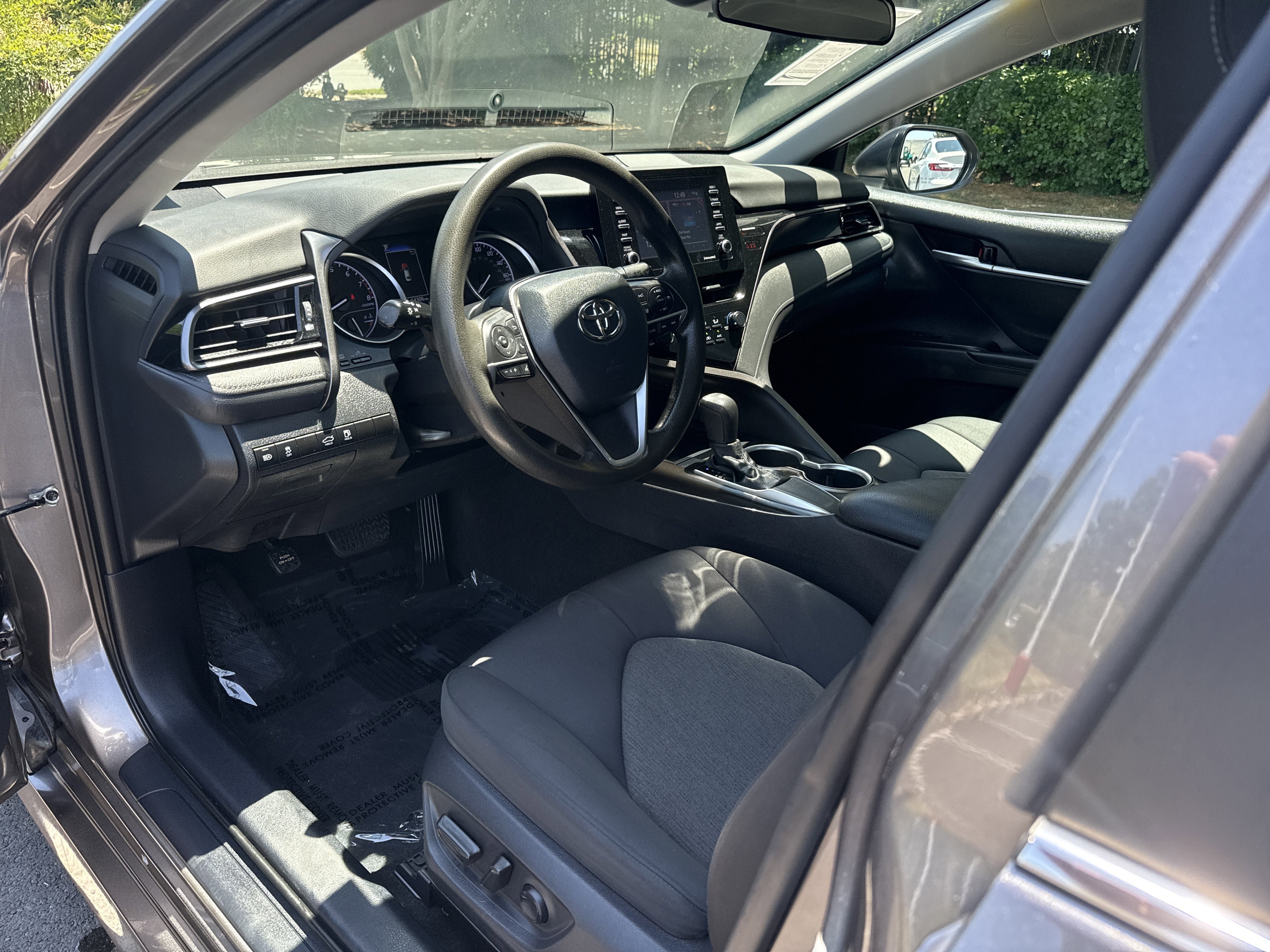 Used 2021 Toyota Camry LE FWD image 16