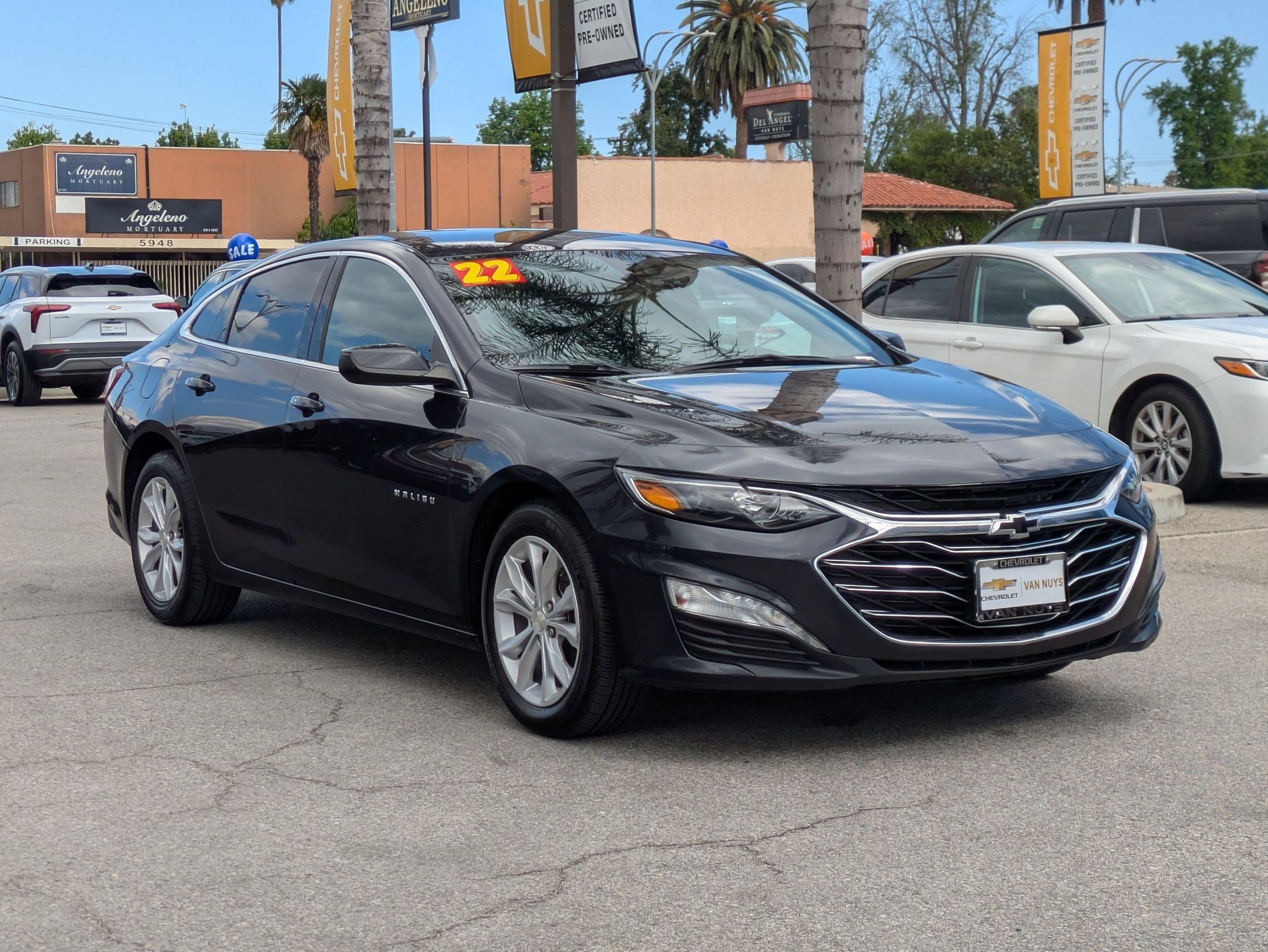 Used 2022 Chevrolet Malibu LT image 3