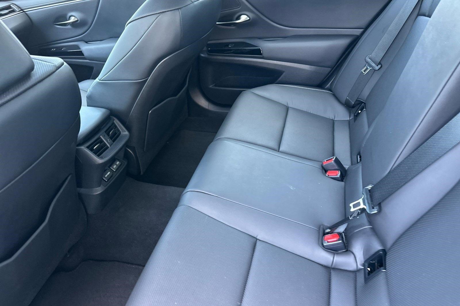 Certified 2025 Lexus ES 350 w/ Premium Package FWD image 26