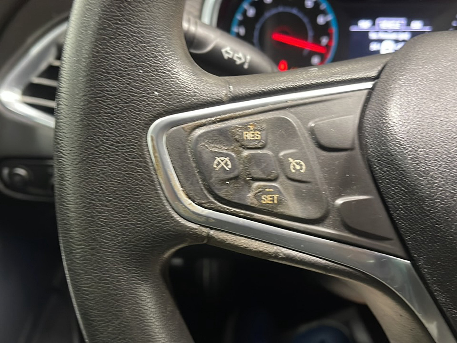 Used 2018 Chevrolet Malibu LT FWD image 6