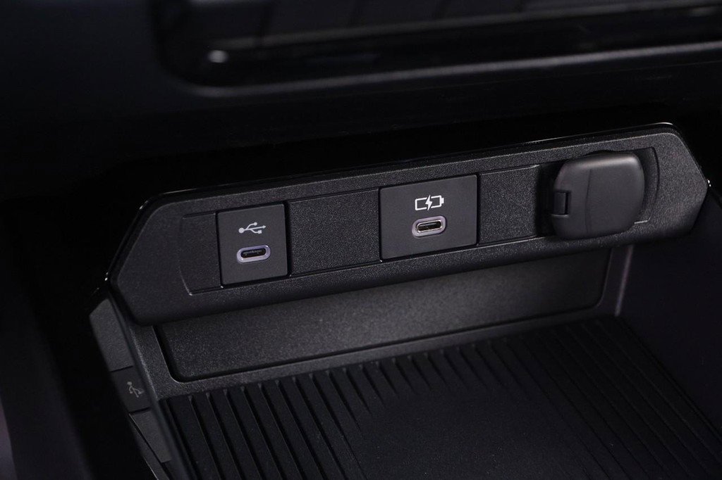 New 2026 Toyota Prius XLE image 20