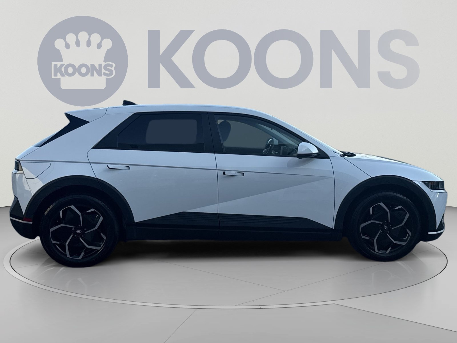 Used 2024 Hyundai Ioniq 5 SEL AWD/4WD image 8