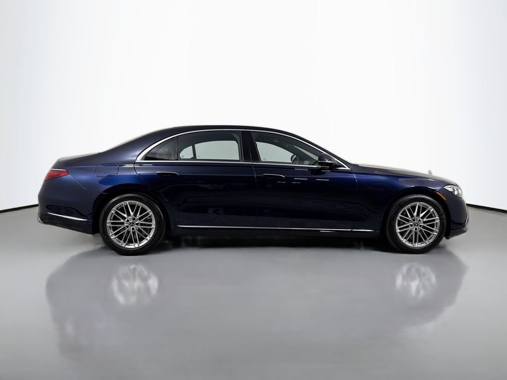 Used 2023 Mercedes-Benz S 580 4MATIC Sedan image 4