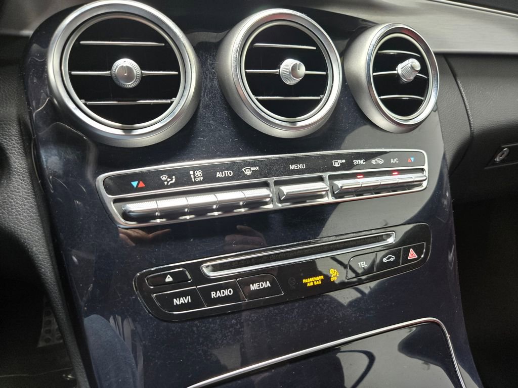 Used 2017 Mercedes-Benz C 300 4MATIC Cabriolet image 29