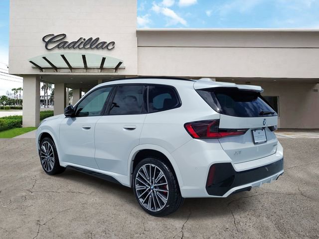 Used 2025 BMW X1 xDrive28i w/ Technology Package image 3