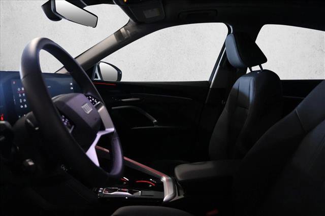 Certified 2025 Audi Q5 Premium Plus w/ Premium Plus image 21