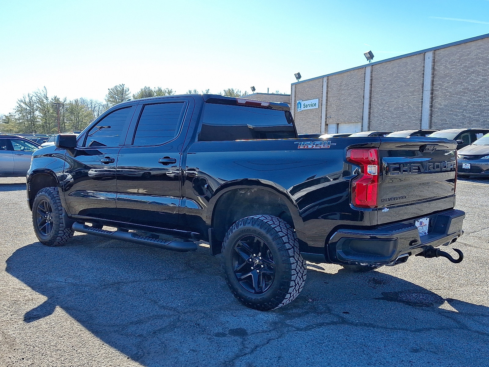 Used 2023 Chevrolet Silverado 1500 LT Trail Boss w/ Protection Package image 5