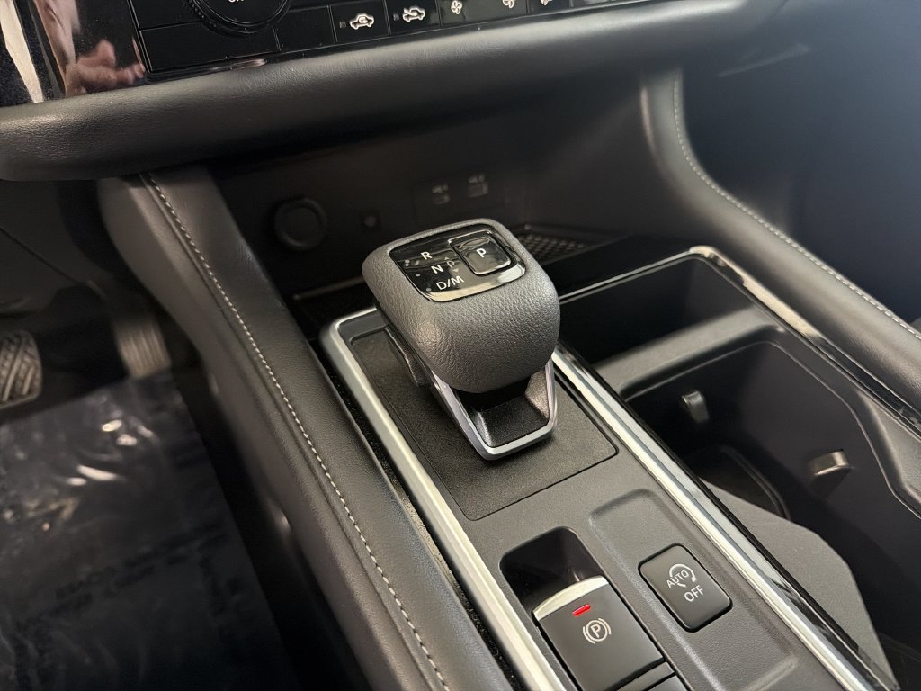 Certified 2025 Nissan Pathfinder SL AWD/4WD image 32