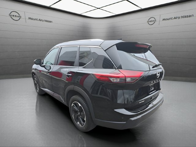 Certified 2025 Nissan Rogue SV w/ SV Premium Package FWD image 6