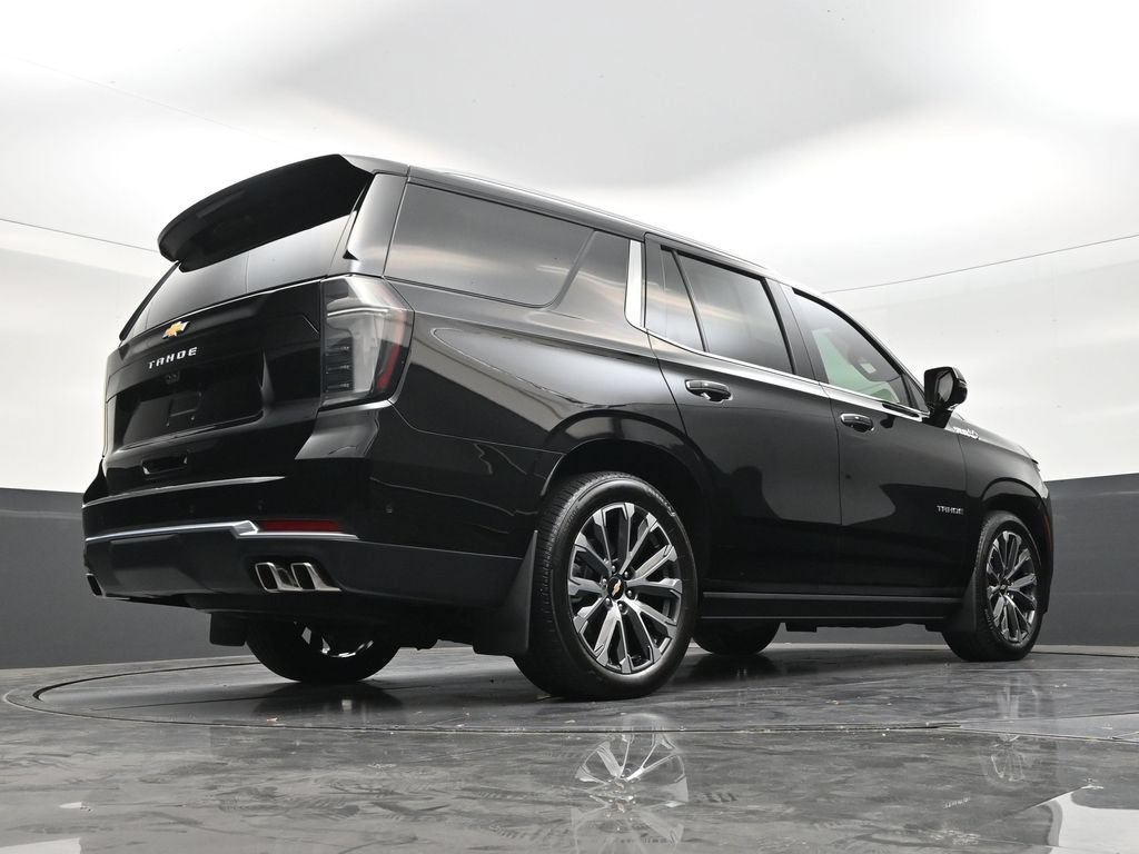 Used 2025 Chevrolet Tahoe High Country RWD image 26