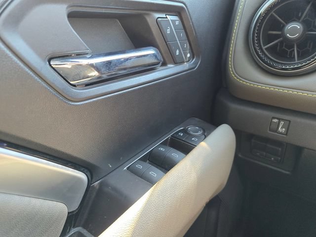 Used 2024 Chevrolet Colorado ZR2 w/ ZR2 Convenience Package III AWD/4WD image 20