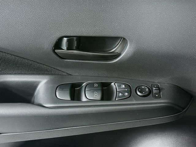 New 2025 Nissan Kicks Play S FWD image 20