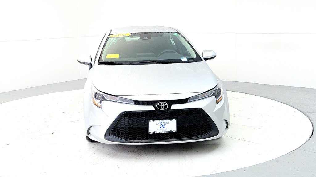 Used 2022 Toyota Corolla LE FWD image 8