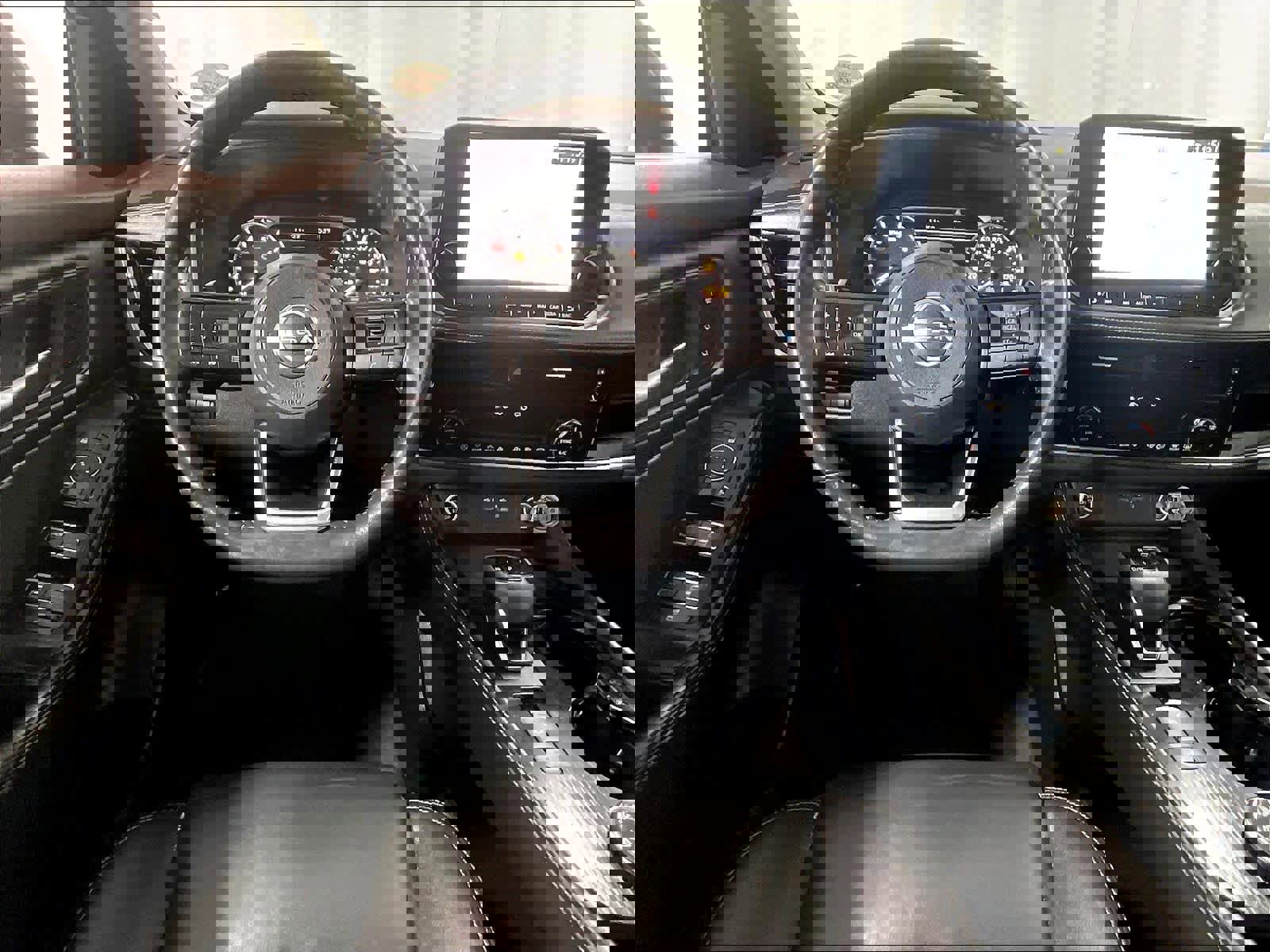 Used 2022 Nissan Rogue SL w/ SL Premium Package image 17