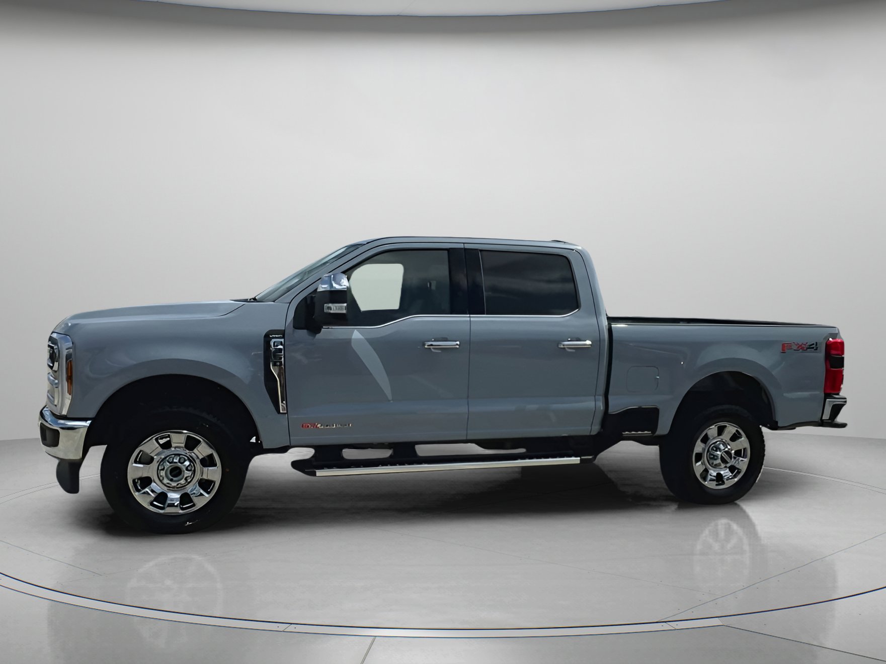 Used 2025 Ford F350 Lariat w/ Chrome Package AWD/4WD image 15