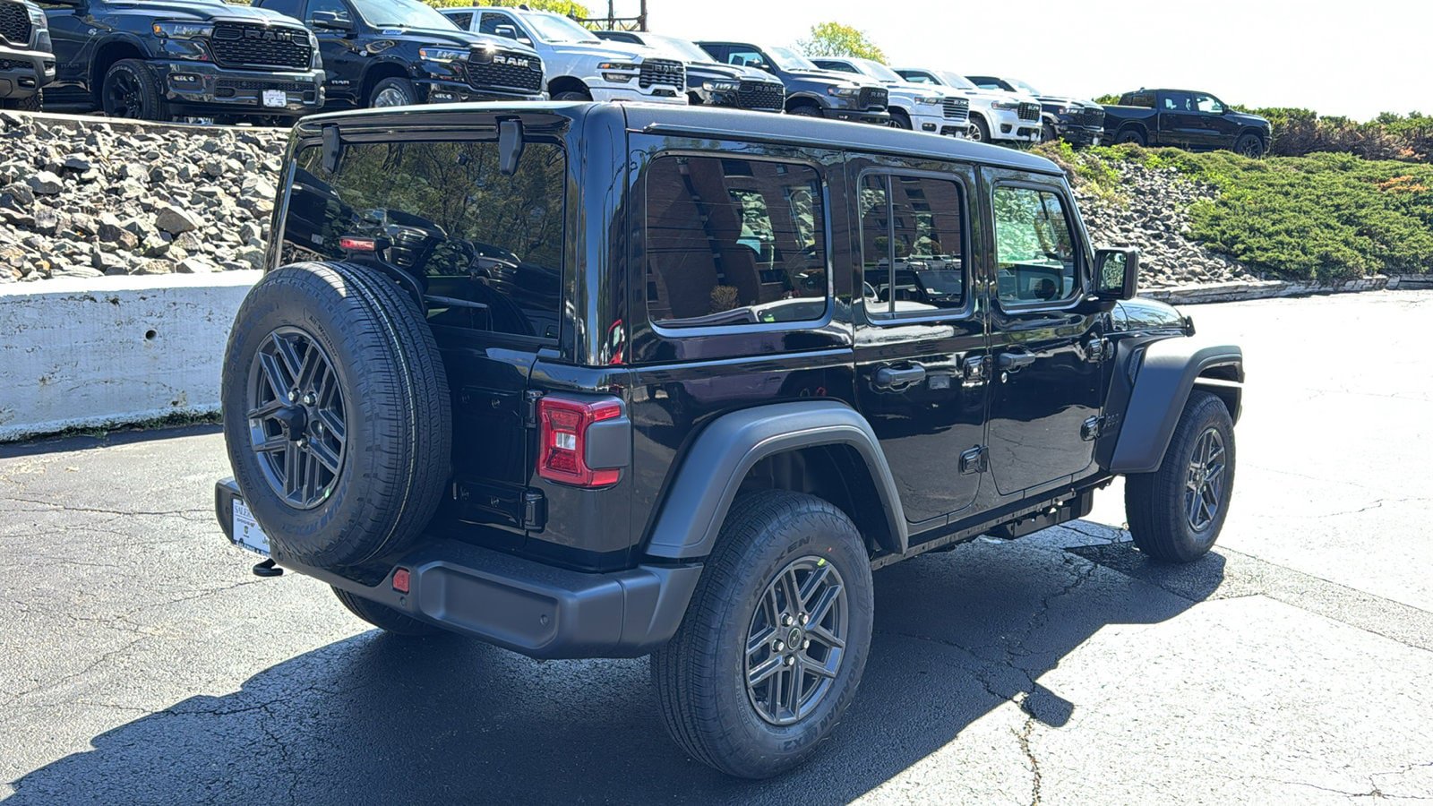 New 2026 Jeep Wrangler Unlimited Sport AWD/4WD image 7
