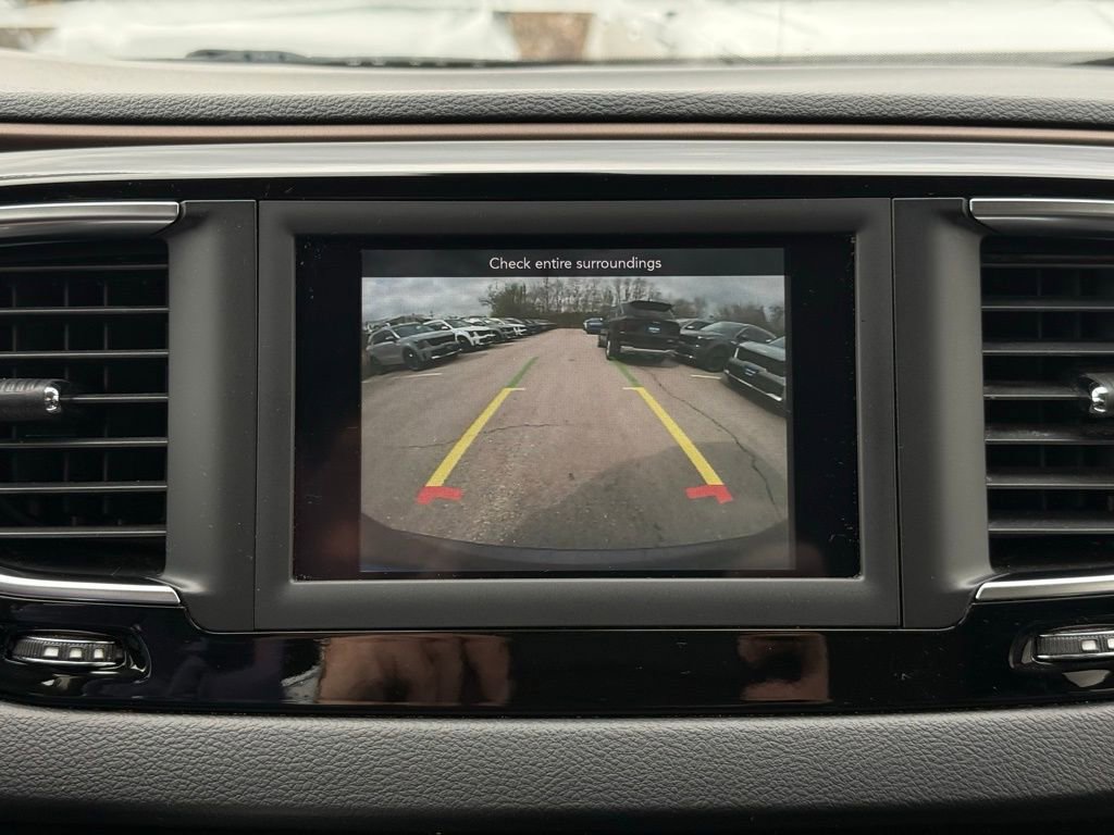 Used 2020 Chrysler Voyager Lxi image 29