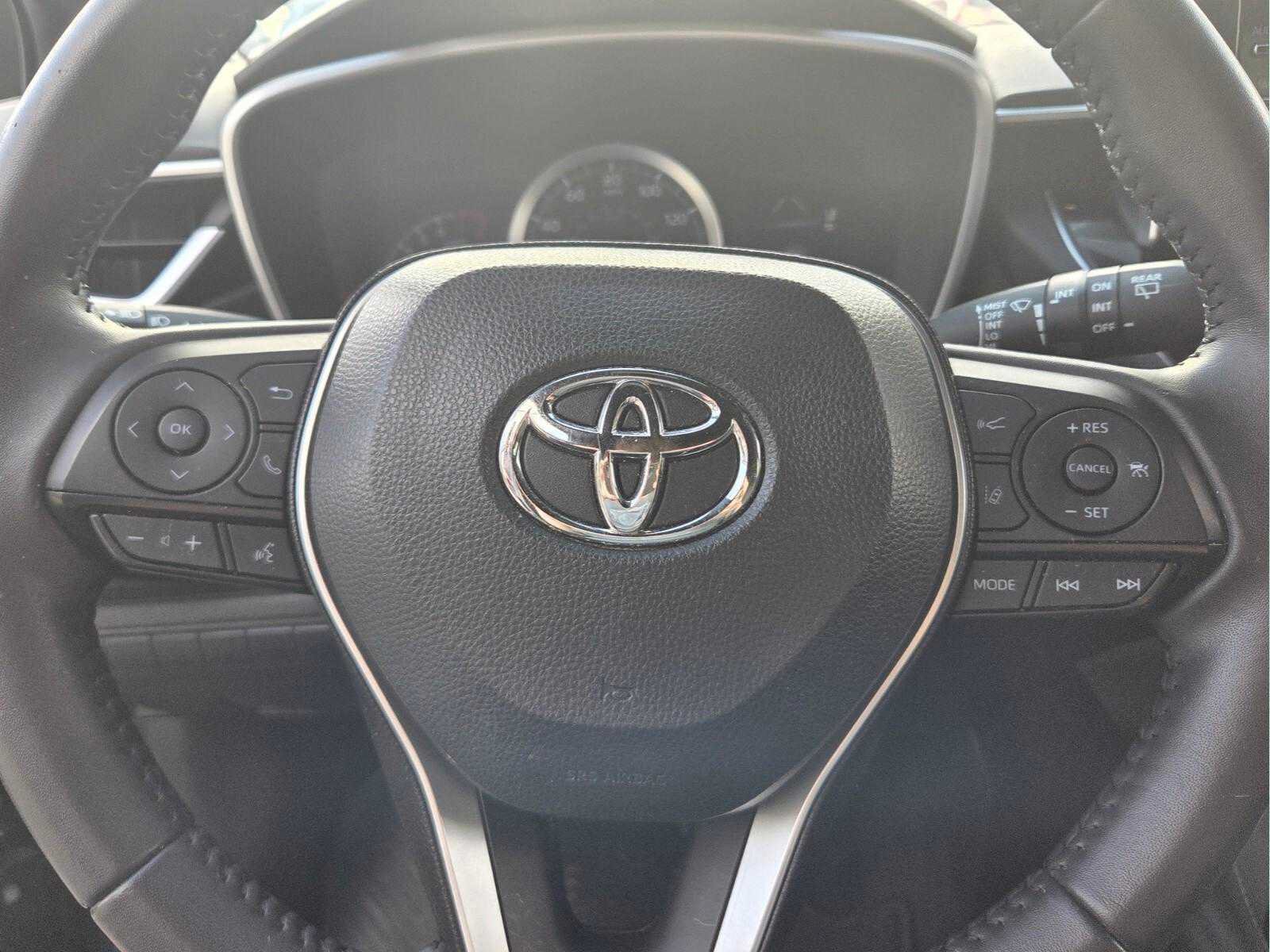 Used 2020 Toyota Corolla SE FWD image 26