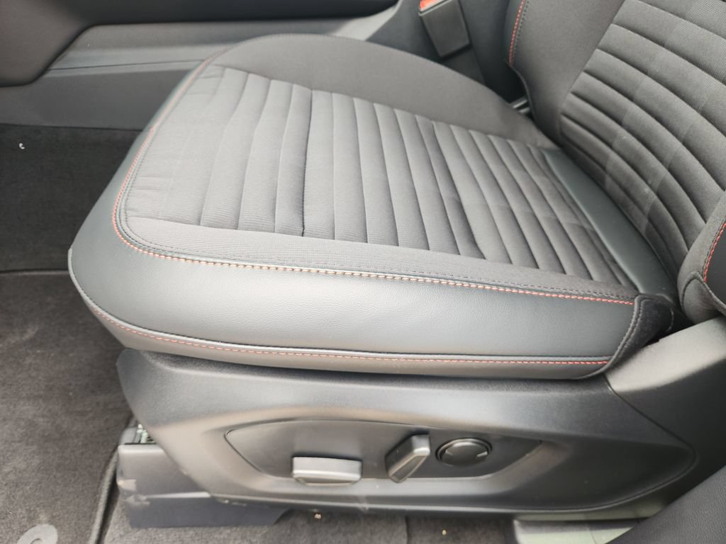 New 2026 Ford Explorer ST-Line w/ Premium Package RWD image 16