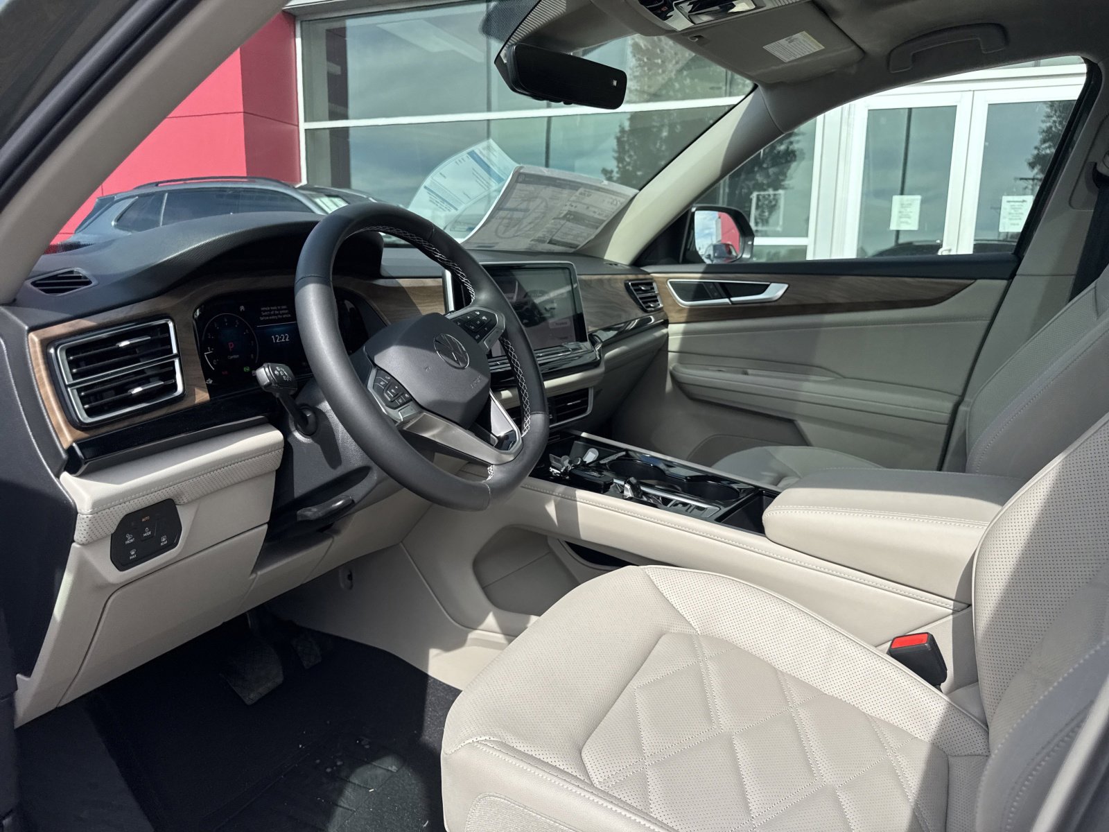 New 2026 Volkswagen Atlas SE image 11