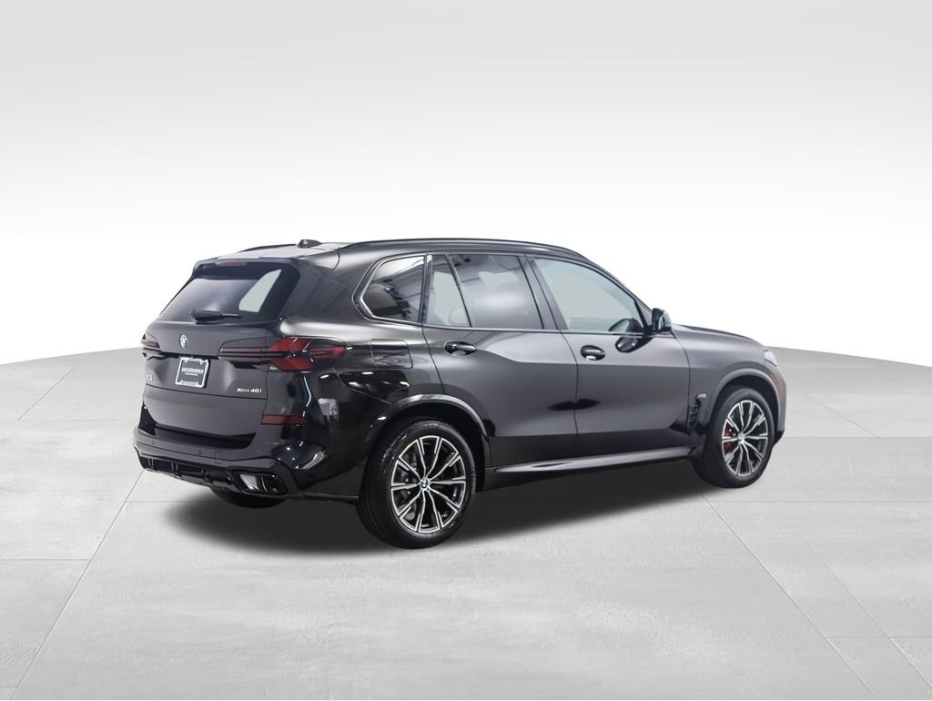 Used 2026 BMW X5 xDrive40i w/ M Sport Package image 4