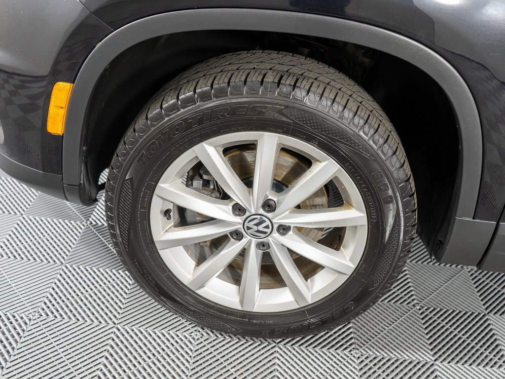 Used 2017 Volkswagen Tiguan Wolfsburg Edition image 25