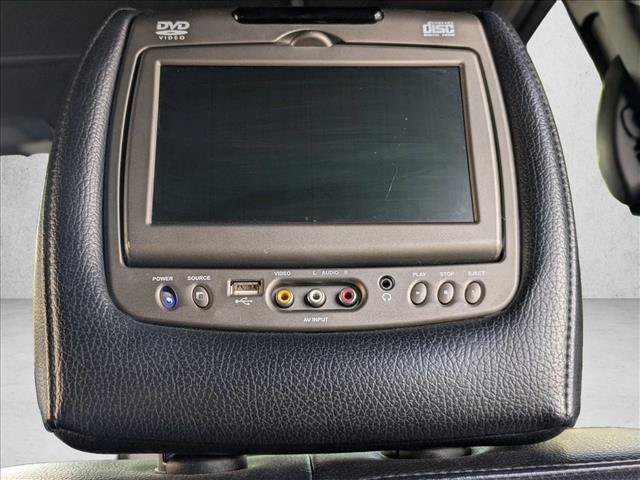 Used 2017 Ford Expedition EL Limited w/ Equipment Group 301A RWD image 23