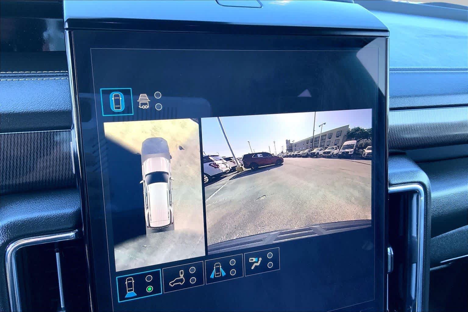 Used 2026 GMC Yukon Elevation RWD image 23