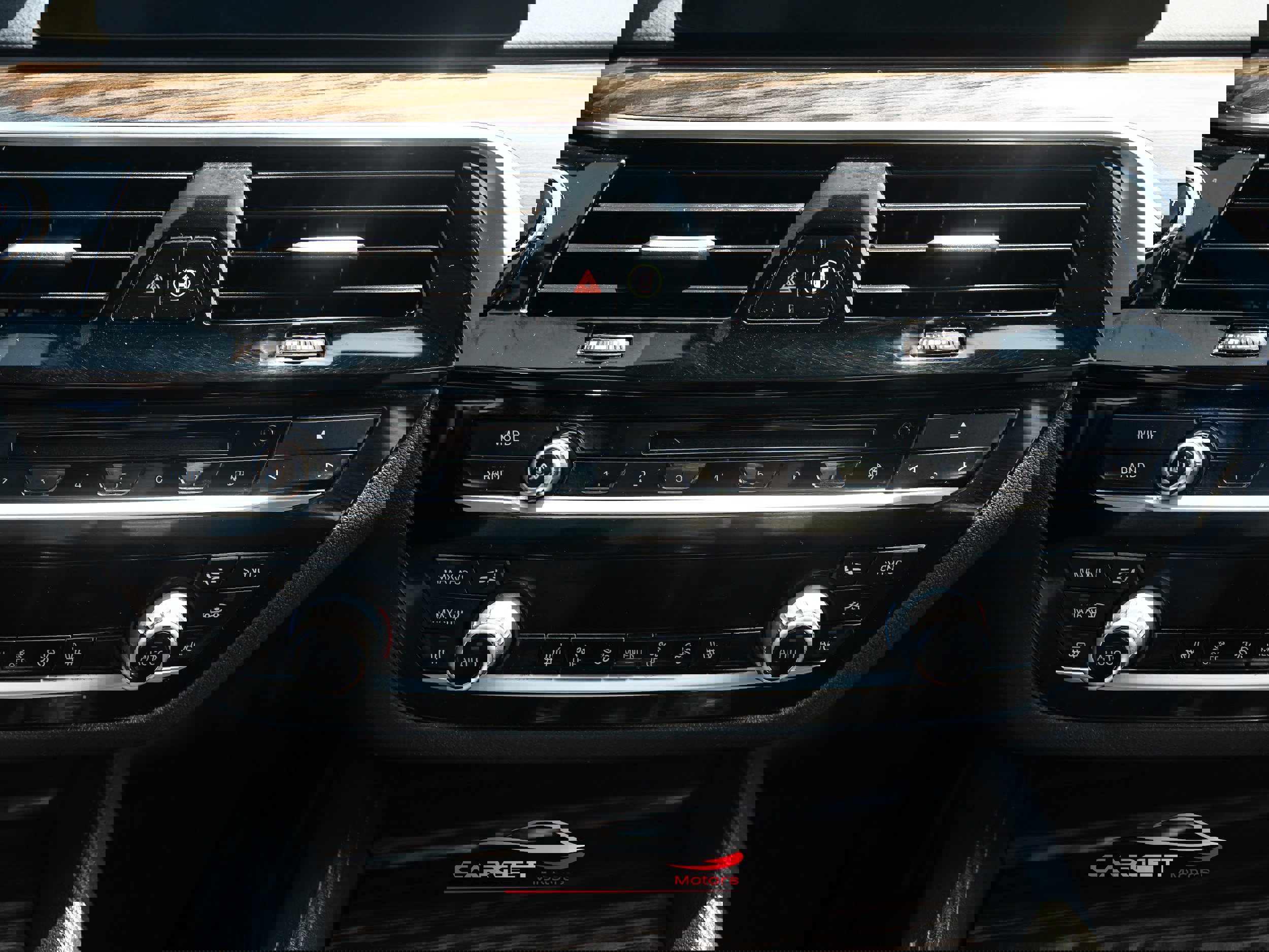 Used 2018 BMW 540i xDrive image 36