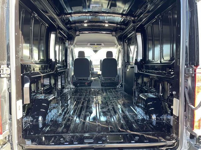 New 2026 Ford Transit 250 148 Medium Roof Extended AWD image 23